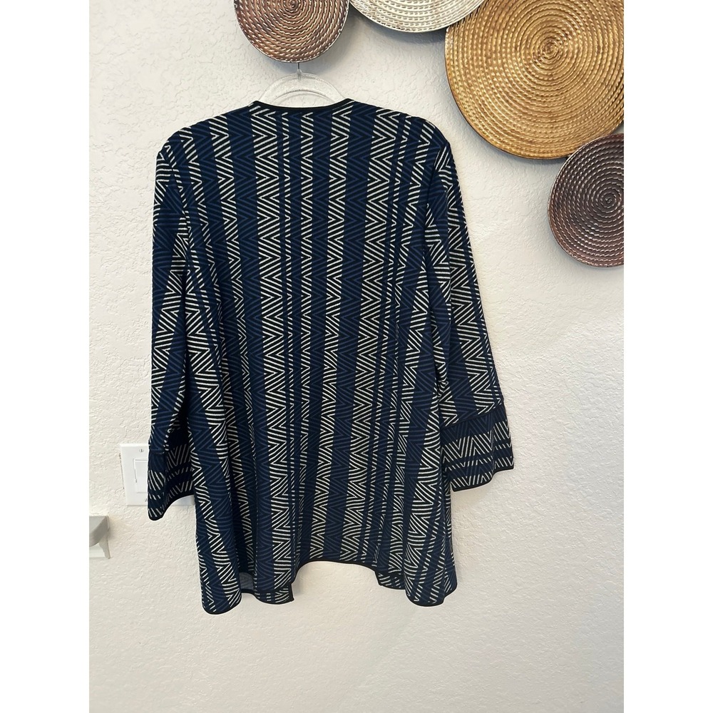 Jones Studio blue and black geometric pattern open-front cardigan Large - Picture 5 of 5